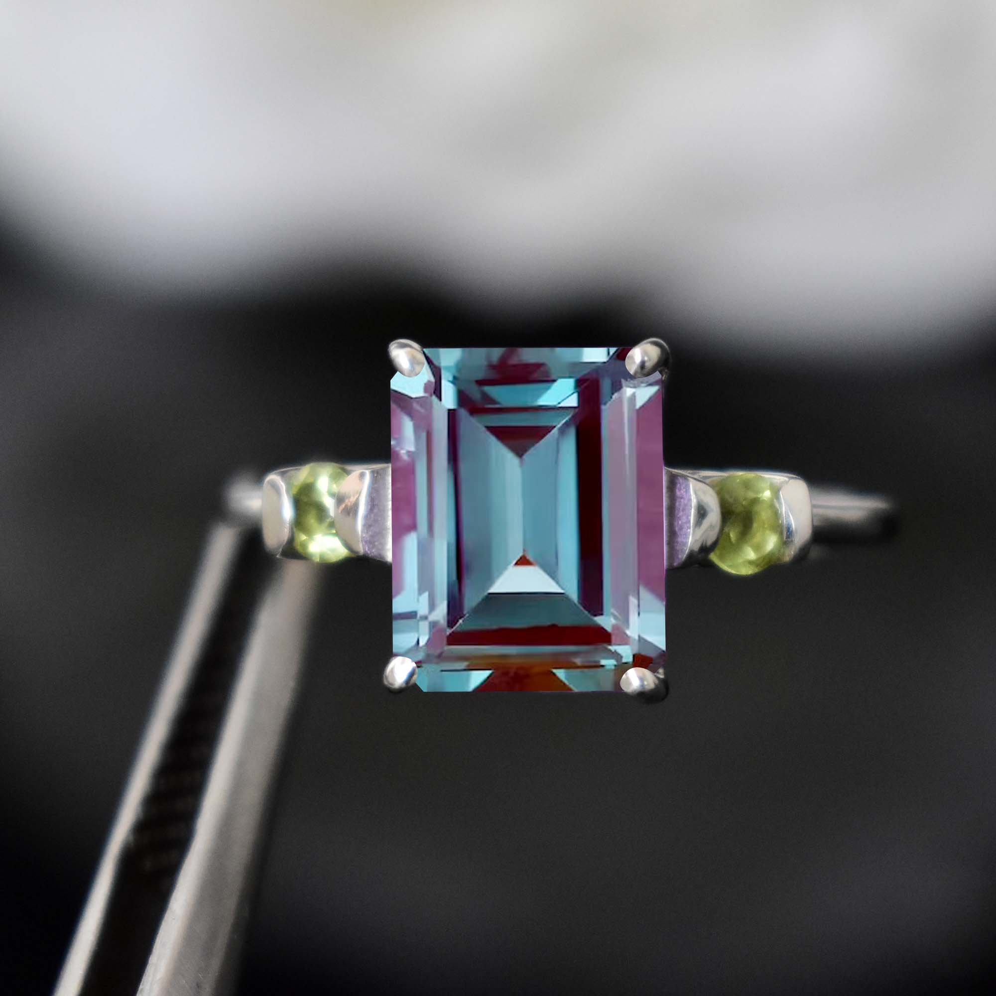 Alexandrite stone fashion ring