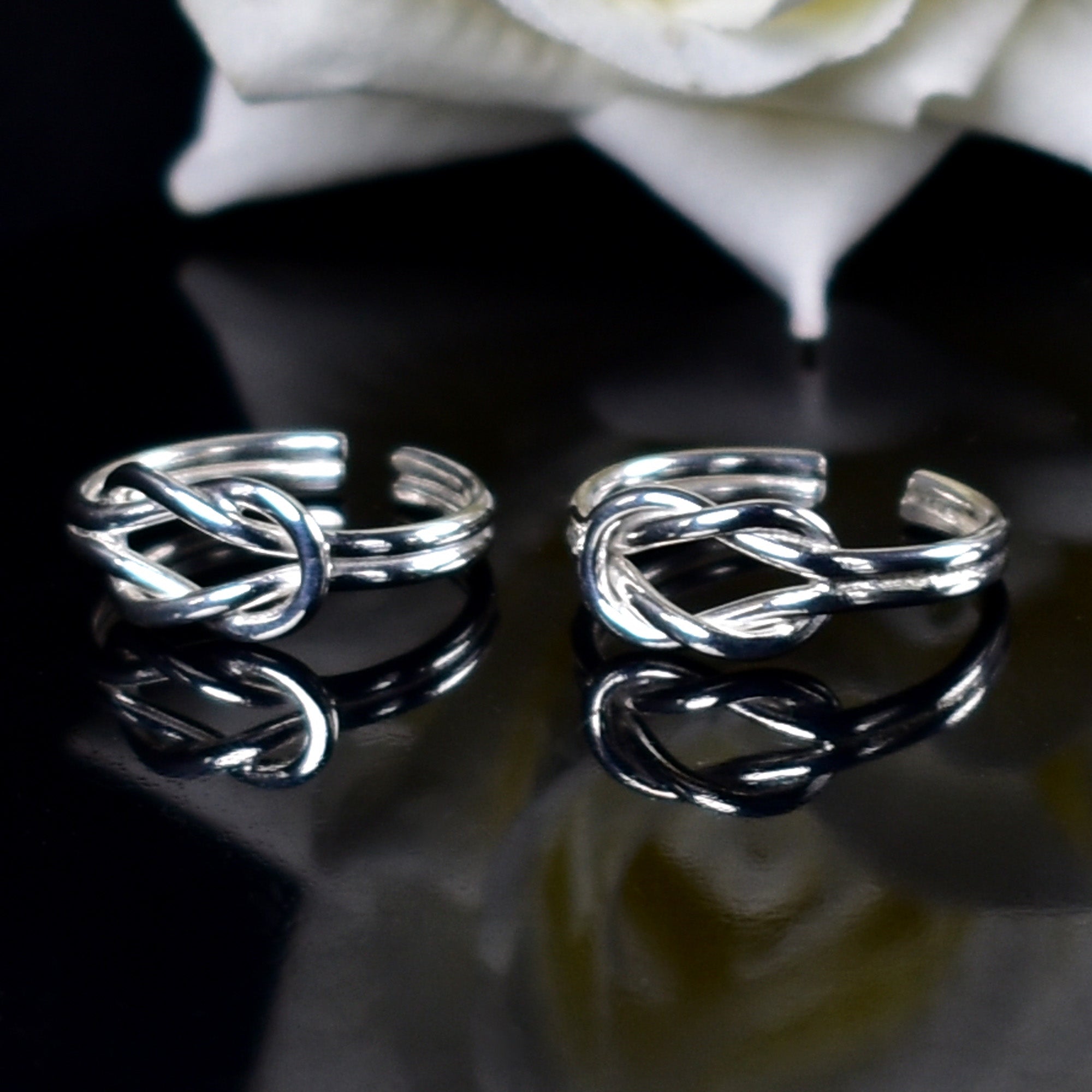 Double knot design toe ring adjustable band in 925 sterling silver