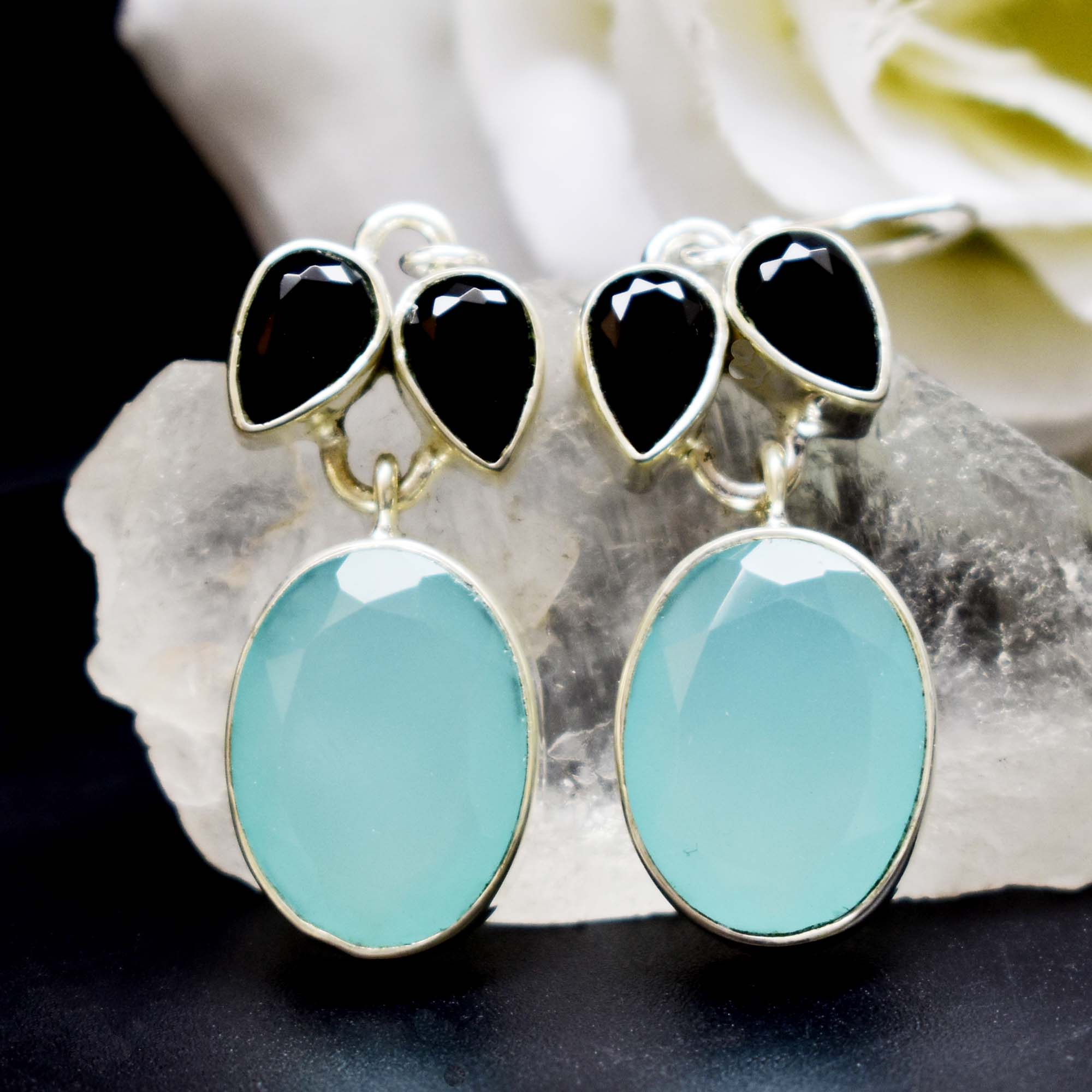 Chalcedony With Black Onyx Earring