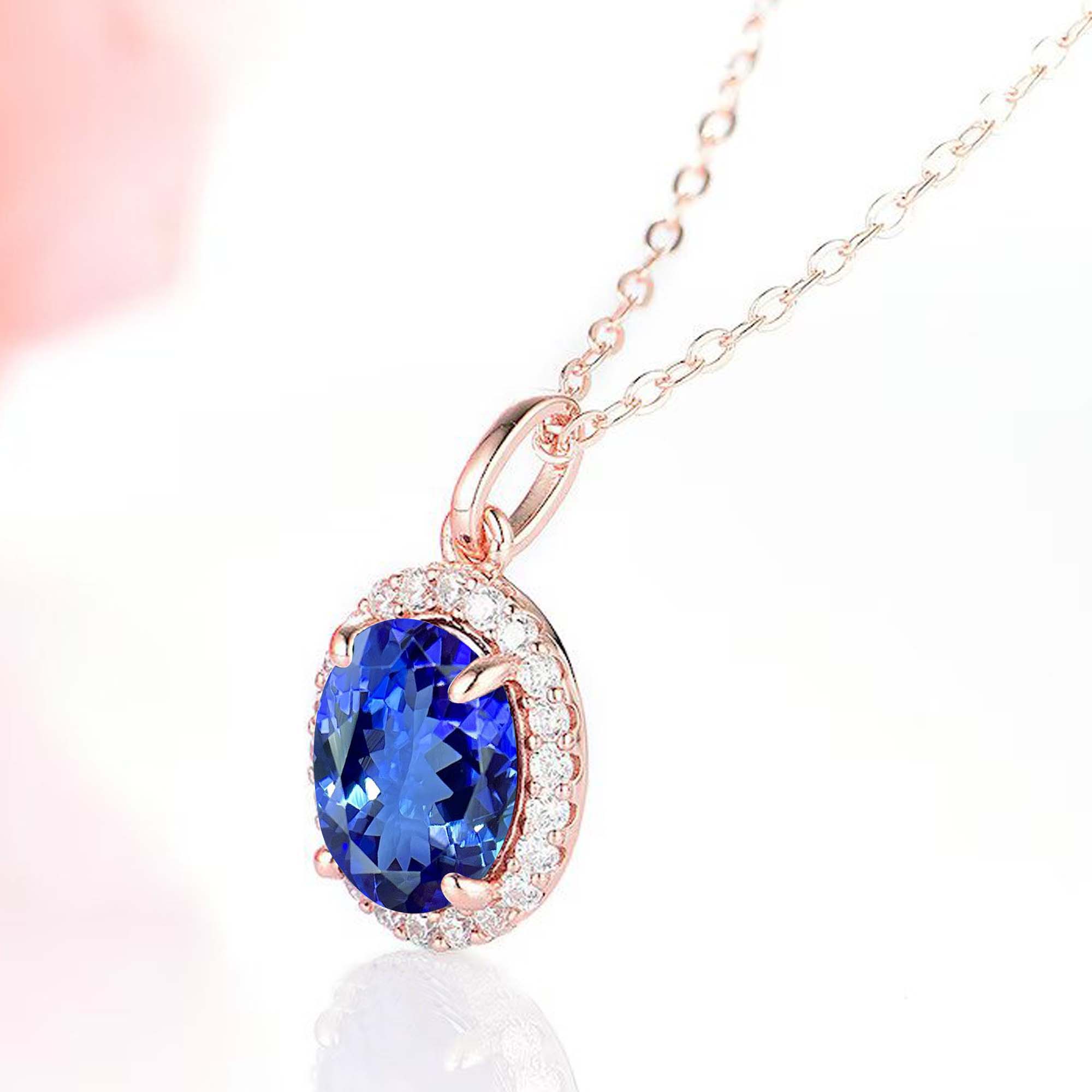 Vintage Design Tanzanite Pendant