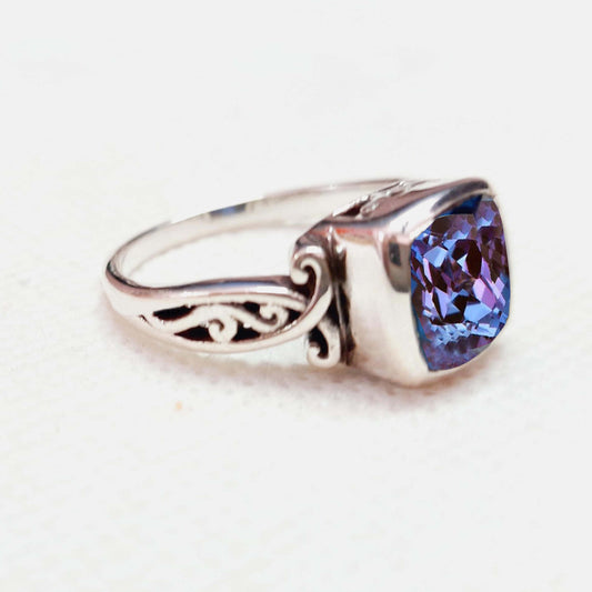 Multicolor Alexandrite Ring