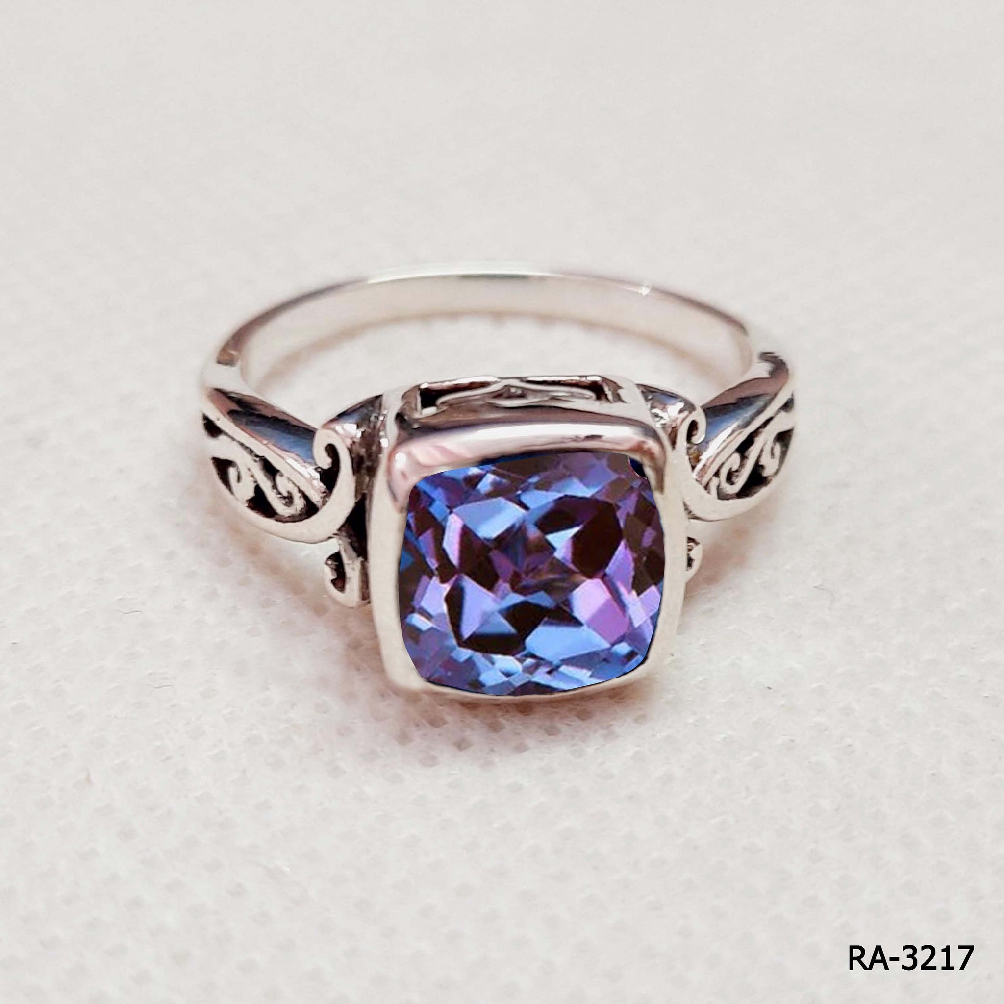 Multicolor Alexandrite Ring