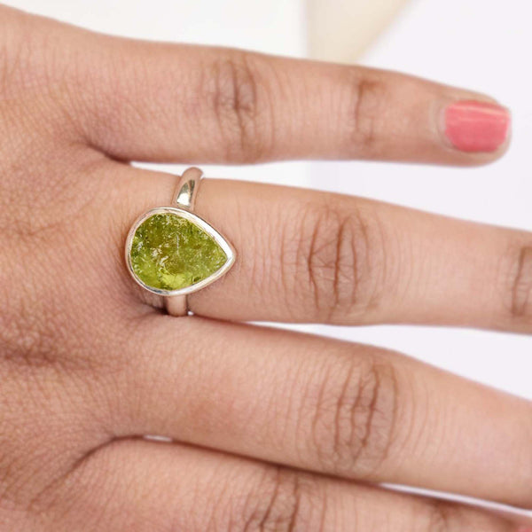 Raw Teardrop Peridot Ring in 925 Sterling Silver