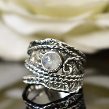 Vintage Rainbow Moonstone Ring