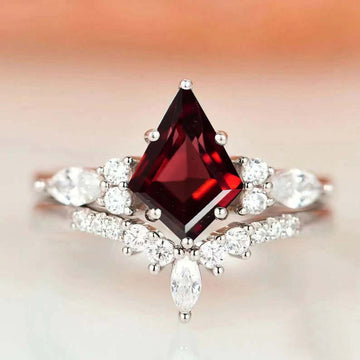 Unique Designer Garnet Ring