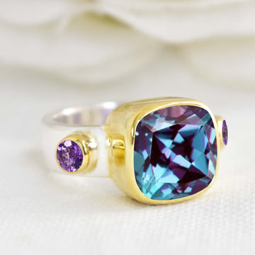 Magnificent Multicolor Alexandrite Two Tone Ring