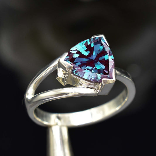 Handmade Alexandrite Gemstone Ring For Women