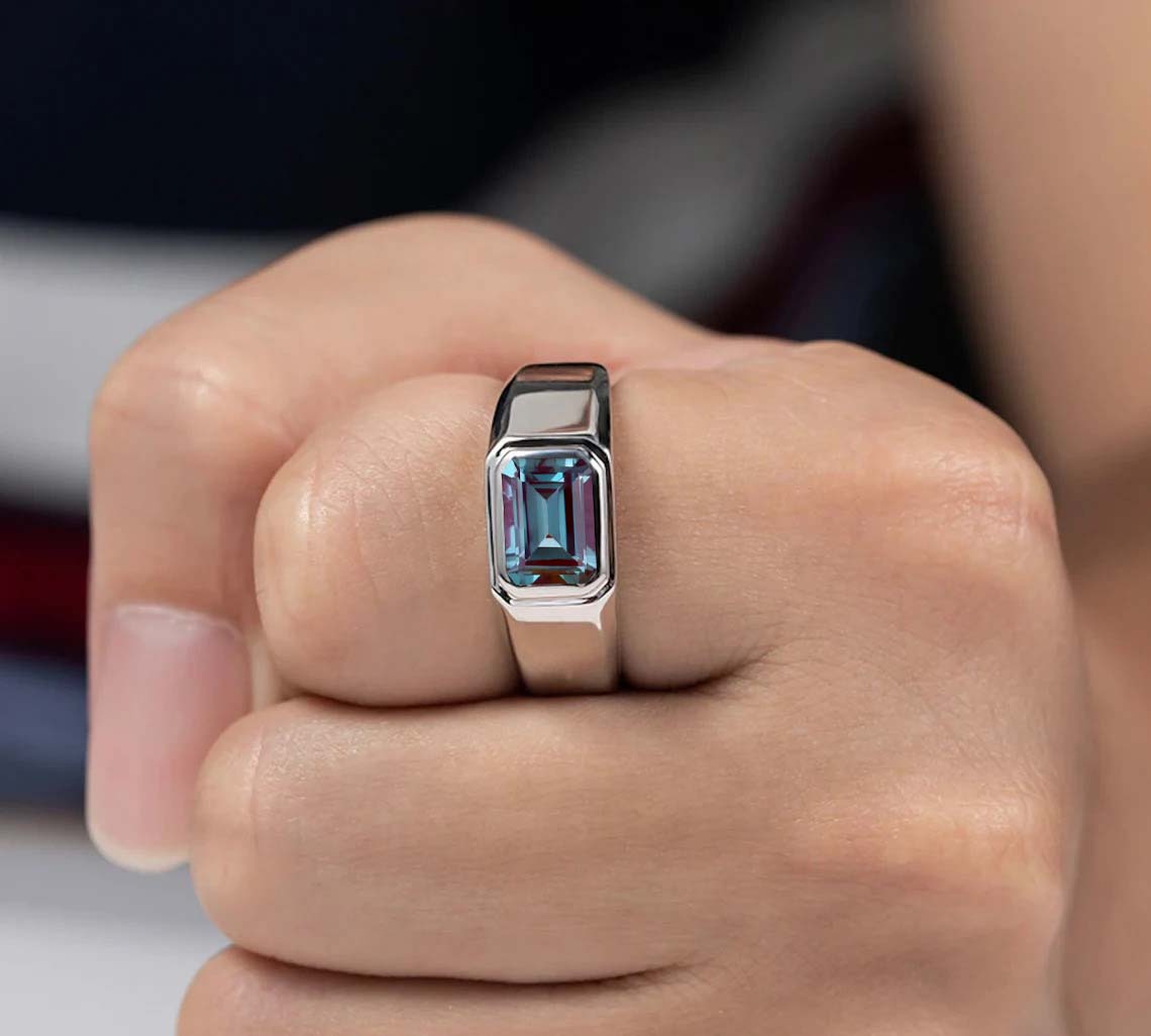 Bold & simple look faceted octagon shaped gemstone men ring with 925 sterling silver